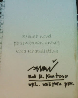 Menulis Buku Pertama Menulis Buku Pertama